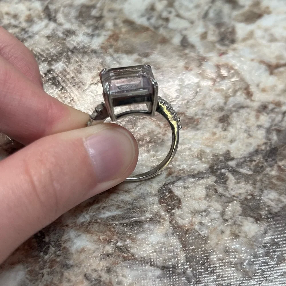Ring - Picture 5 of 5